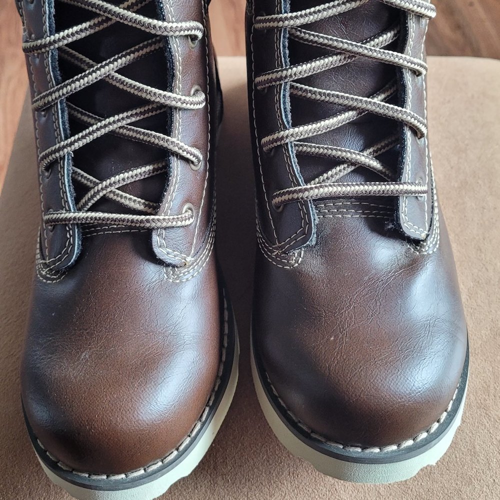 Youth Skechers Boots